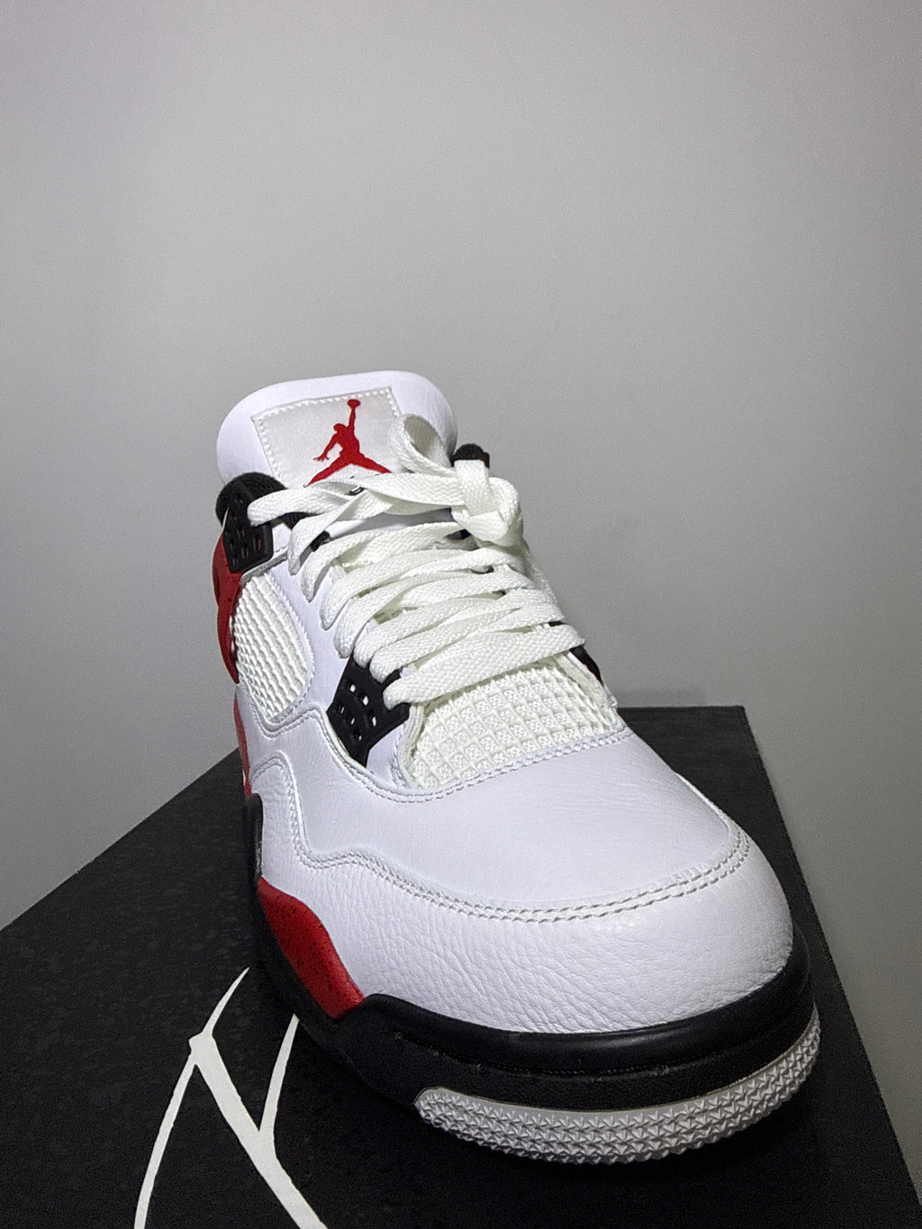Air Jordan 4 Retro
