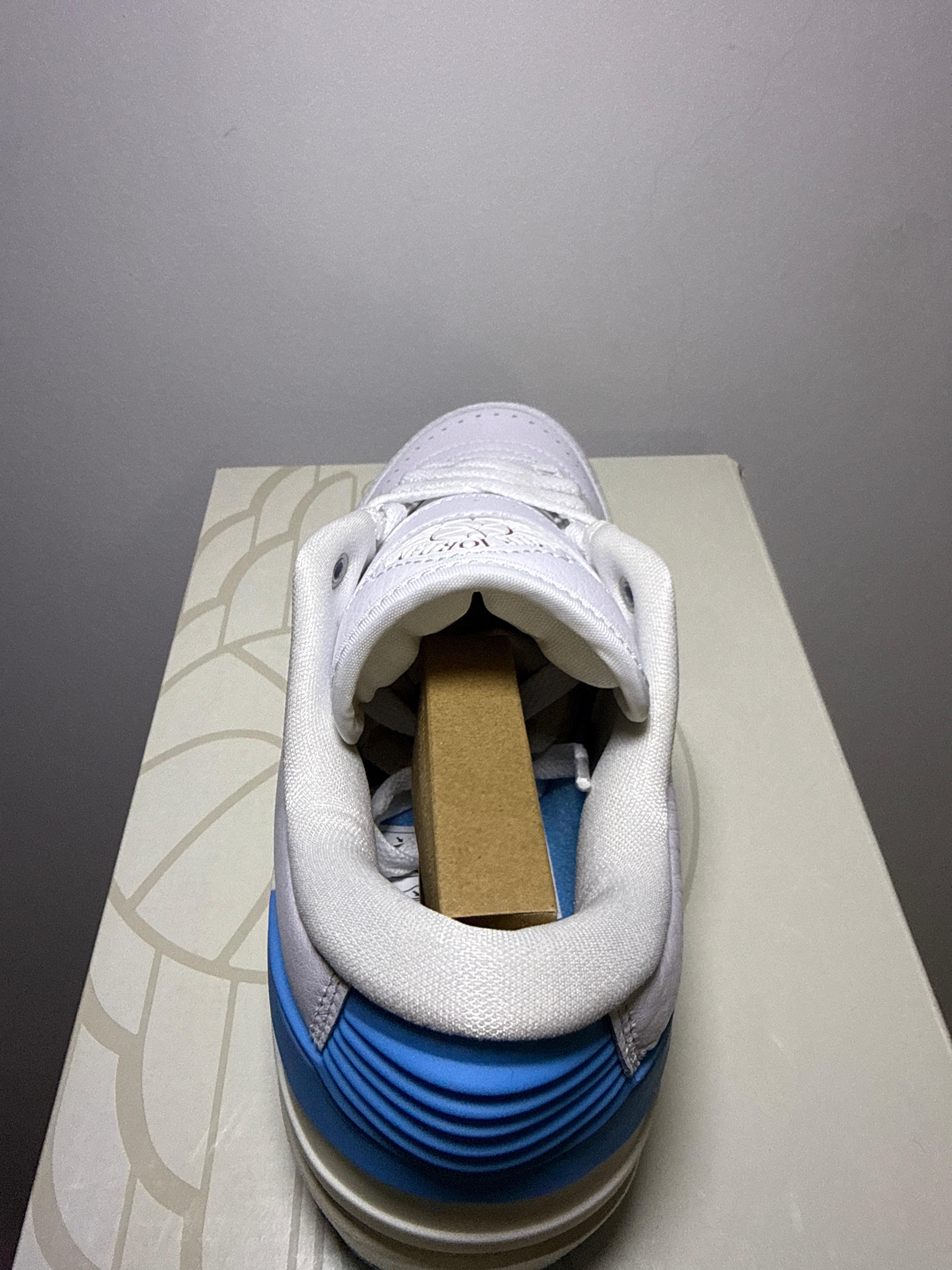 Air Jordan 2 Retro Low