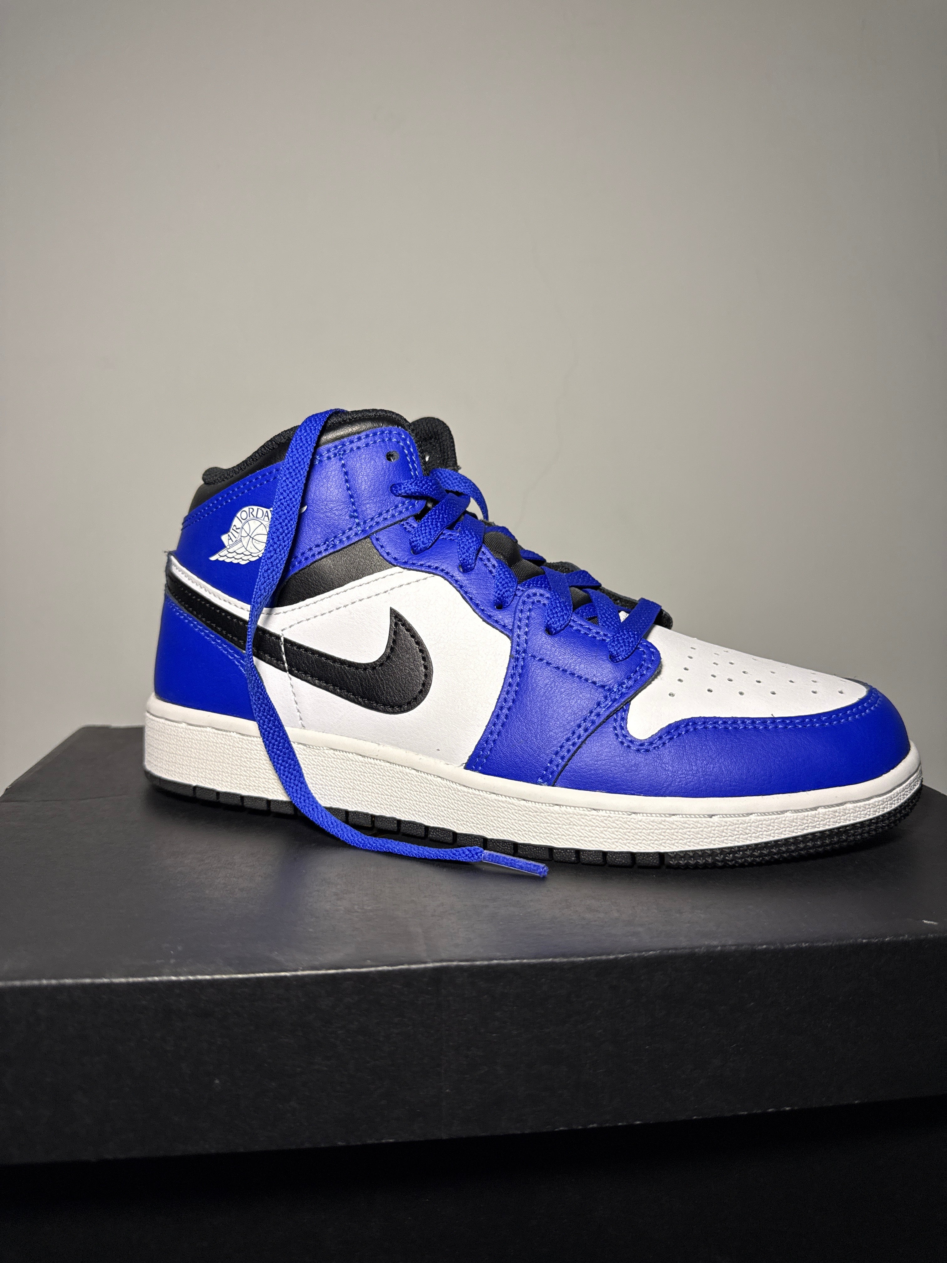 Air Jordan 1 Mid