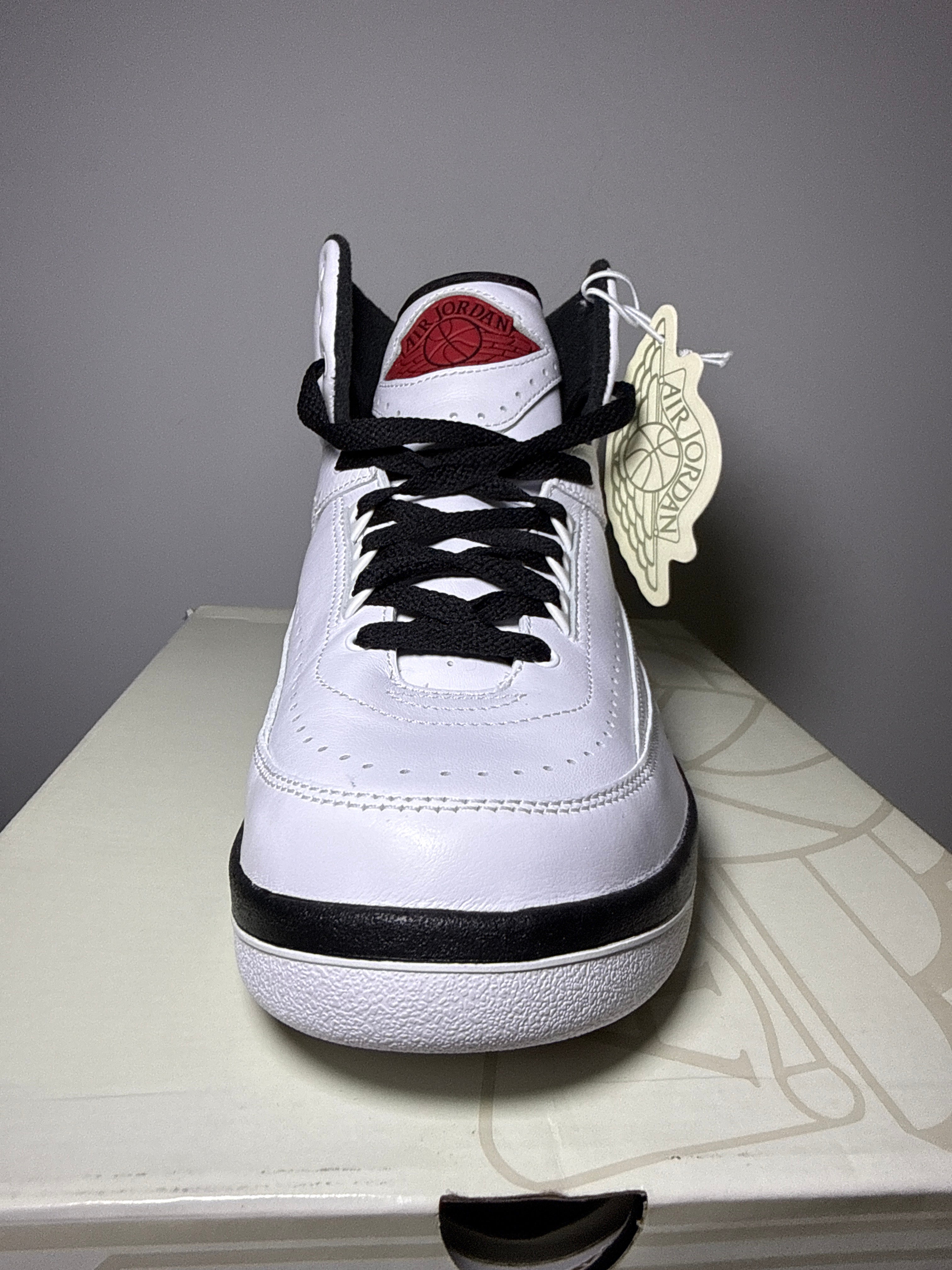 Air Jordan 2 Retro OG Chicago (2022)