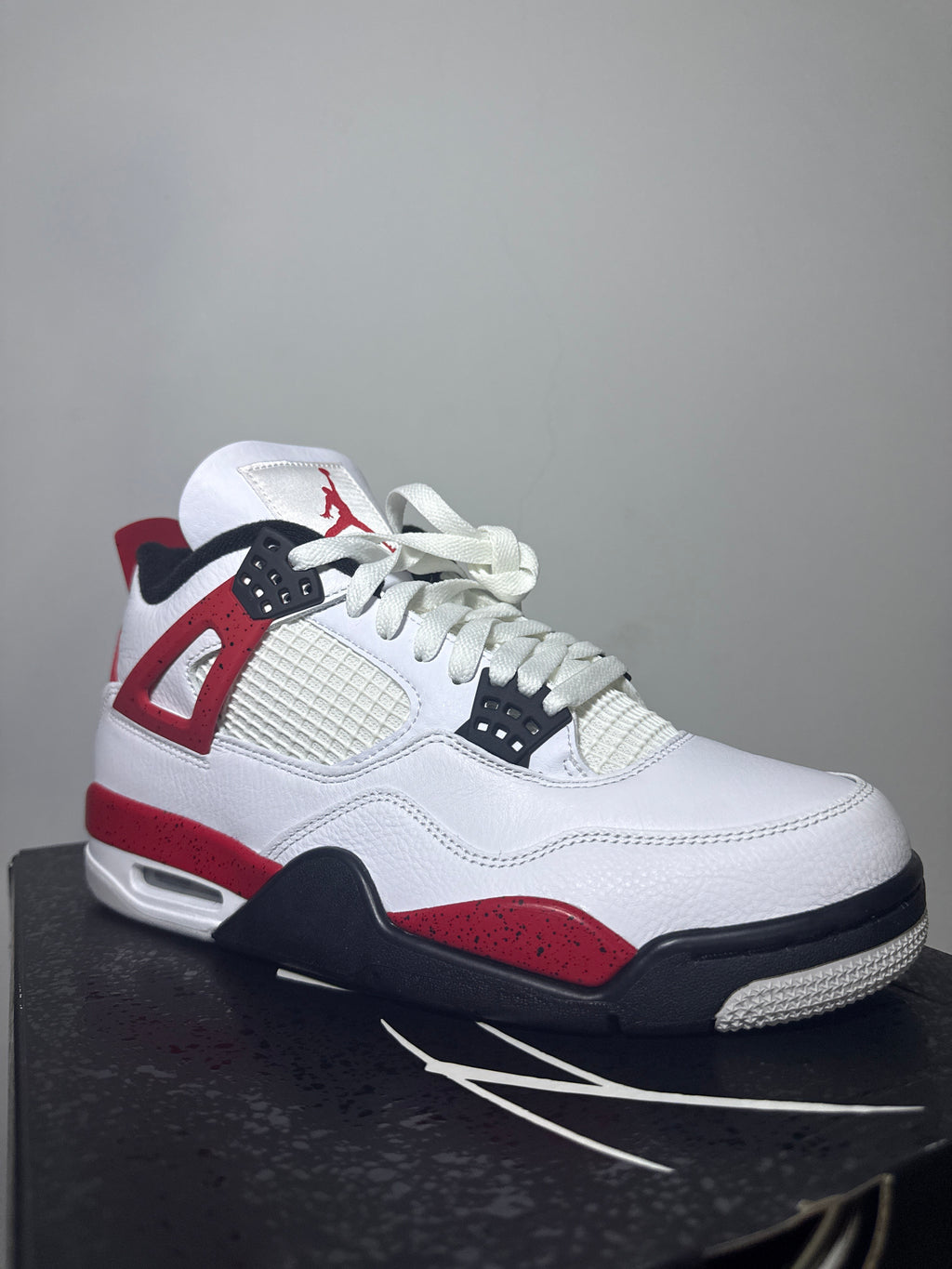 Air Jordan 4 Retro