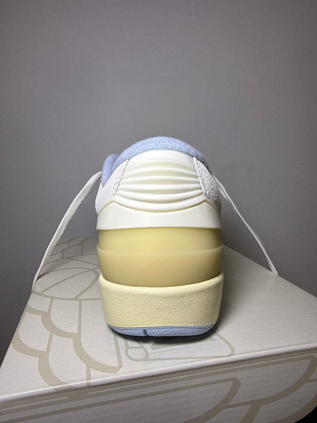 Air Jordan 2 Retro Low