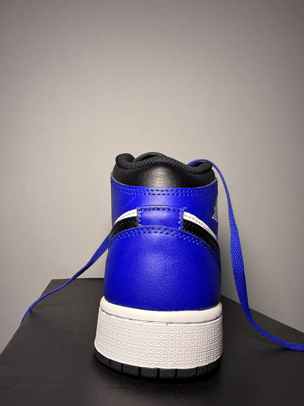 Air Jordan 1 Mid